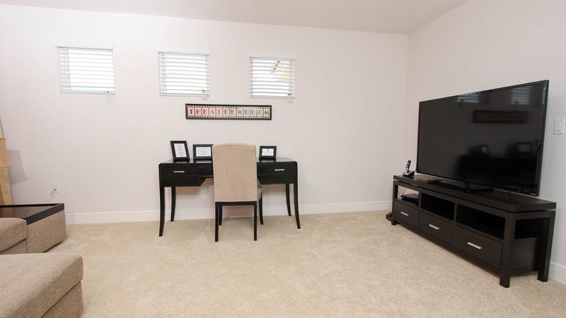 Loft
50" Smart TV
