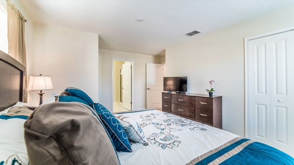King Suite Bedroom 5 Upstairs
Attached Bathroom-Shower
32" TV