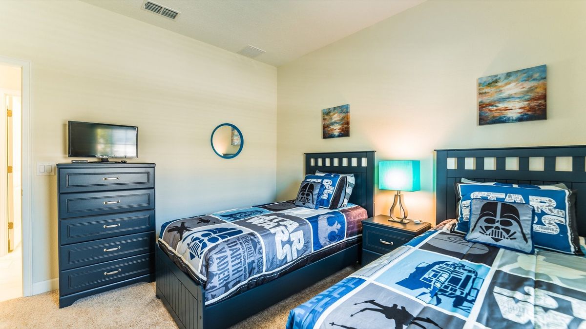 Two Twins Bedroom 2 Downstairs
24" TV