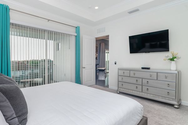 Master Bedroom 1 (Angle)
50" Smart TV