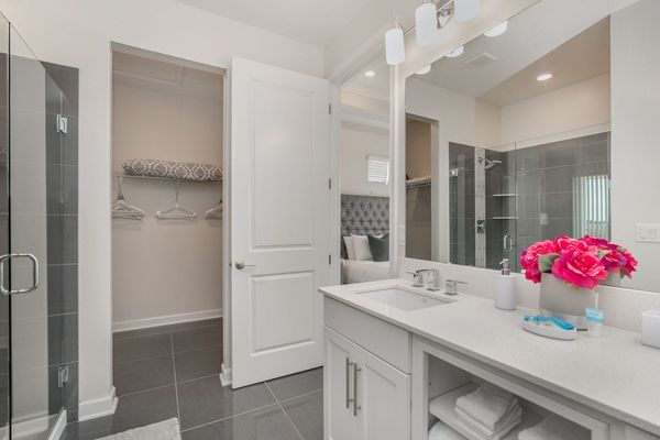 Master King Bathroom 1
Shower