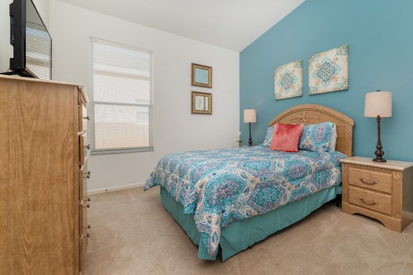 Queen Suite Bedroom 2 
Attached Bathroom