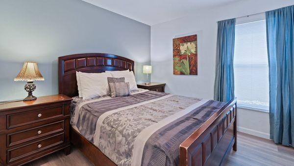 Queen Bedroom 2