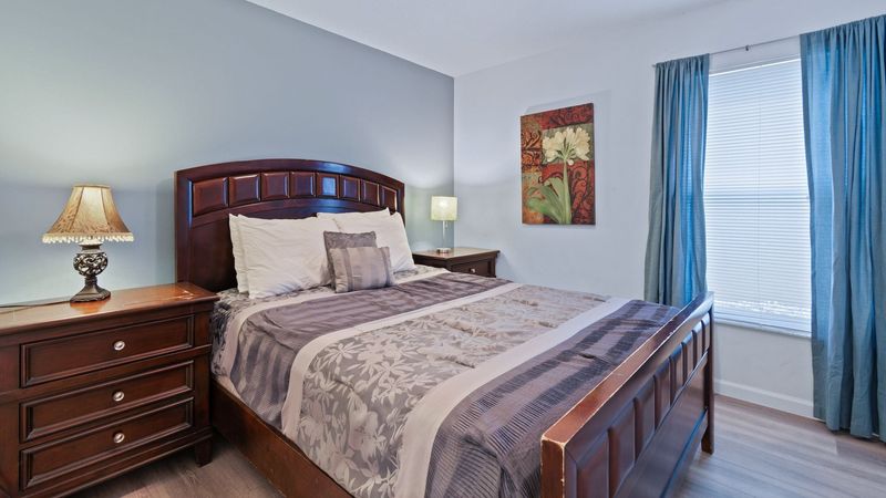 Queen Bedroom 2