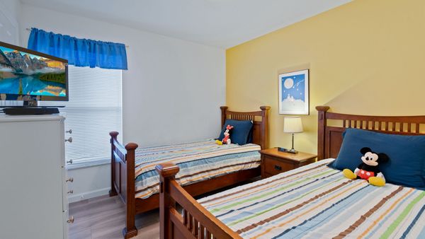 Two Twins Bedroom 3 
19" TV