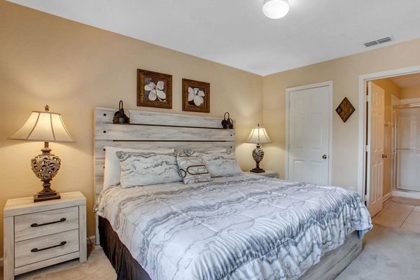 King Suite Bedroom 6 Upstairs
Attached Bathroom
Shower