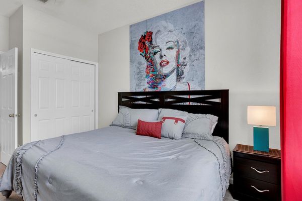 King Suite Bedroom 3 (Angle)