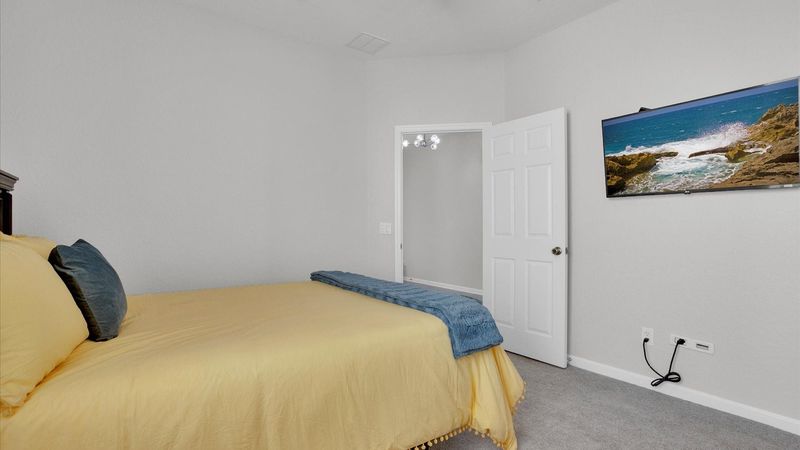 Queen Suite Bedroom 2 (Angle)
43" Smart TV
