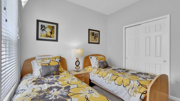 Two Twins Suite Bedroom 4 (Angle)