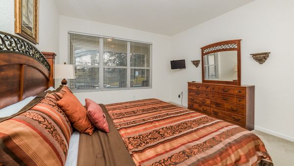 Master King Bedroom 1 (Angle)
32" Roku TV
TV has been updated