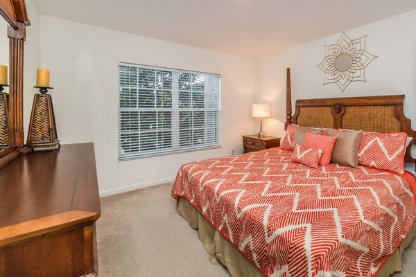 King Suite Bedroom 4 Upstairs
Attached Bathroom
Tub/Shower Combo