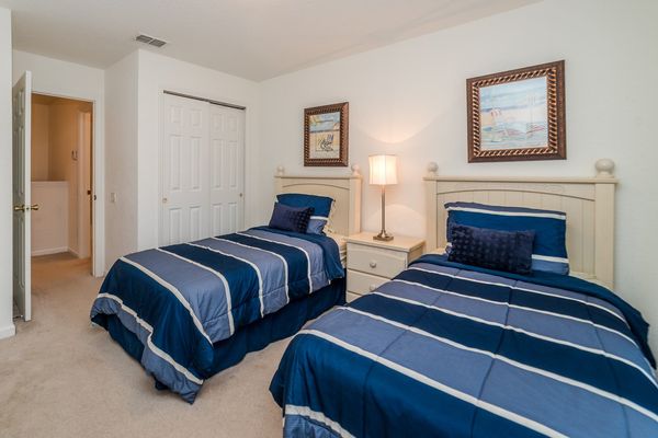 Two Twins Bedroom 5 (Angle)
24" TV