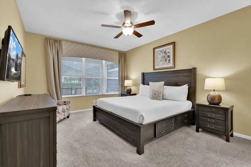 Master King Bedroom 1 Downstairs
Attached Bathroom
42" TV