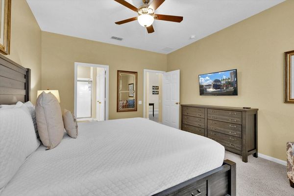 Master Bedroom (Angle)