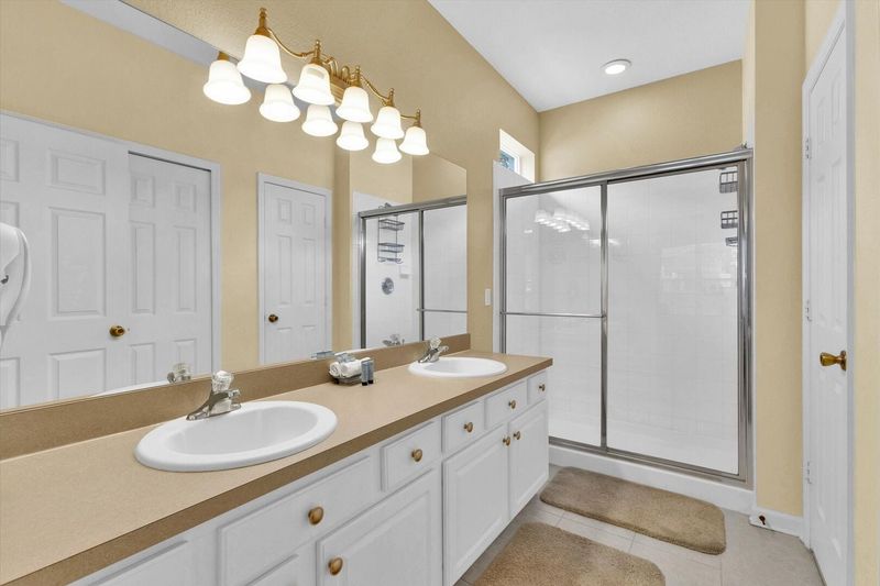 Master Bathroom 1 Downstairs
(Shower)