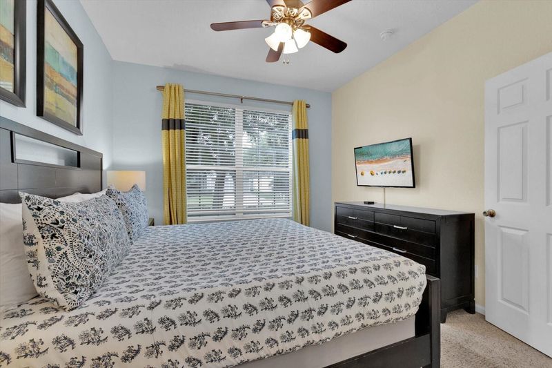 Bedroom 2 (Angle)