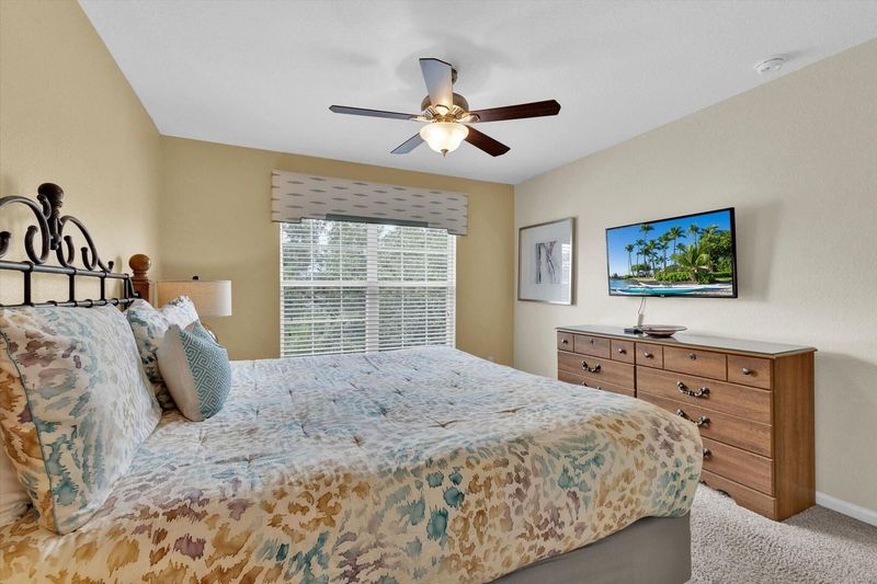 Bedroom 4 (Angle)