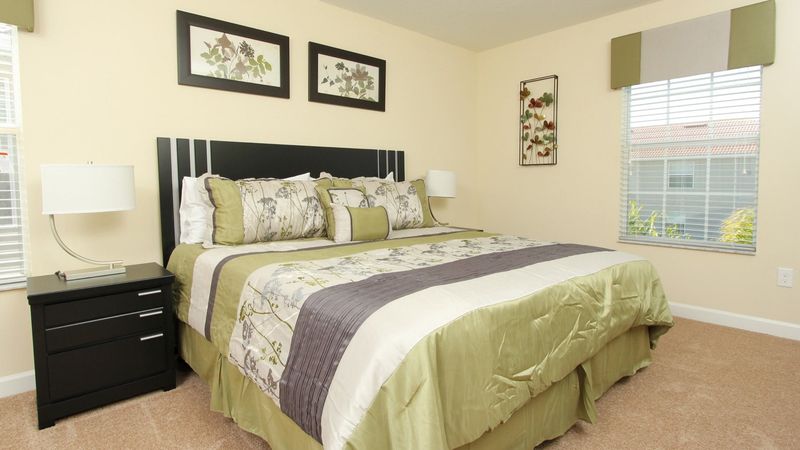 King Suite Bedroom 2 Upstairs
50" TV
Attached Bathroom-Shower