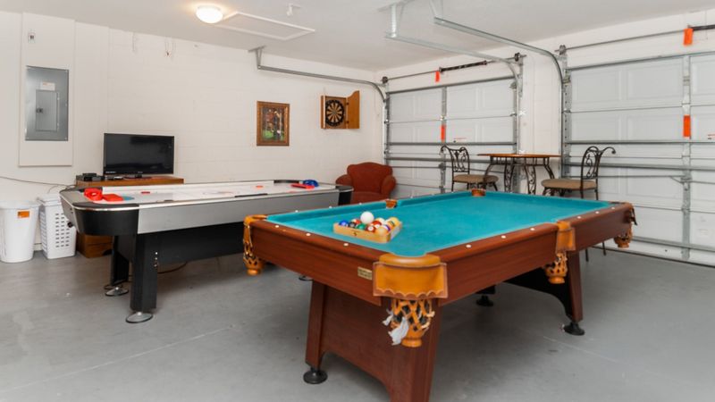 Game Room Downstairs
Pool Table
Air Hockey
32" Roku TV