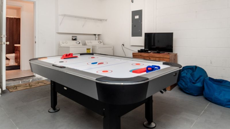 Game Room (Angle)