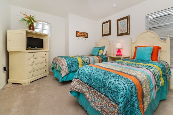 Two Twins Suite Bedroom 5 Upstairs
22" TV