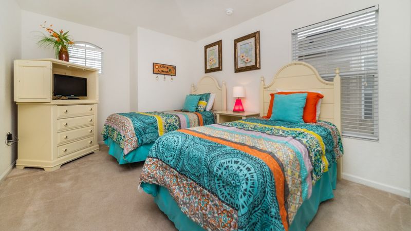 Two Twins Suite Bedroom 5 Upstairs
22" TV