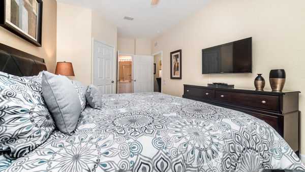 Master King Bedroom 1 (Angle)
43" Smart TV