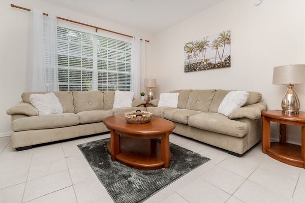 2774 Almaton Loop #204