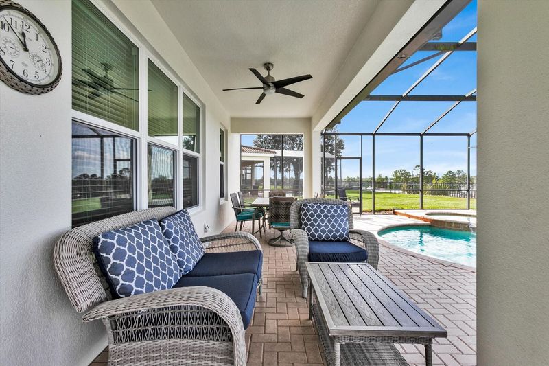 Patio Seating (Angle)