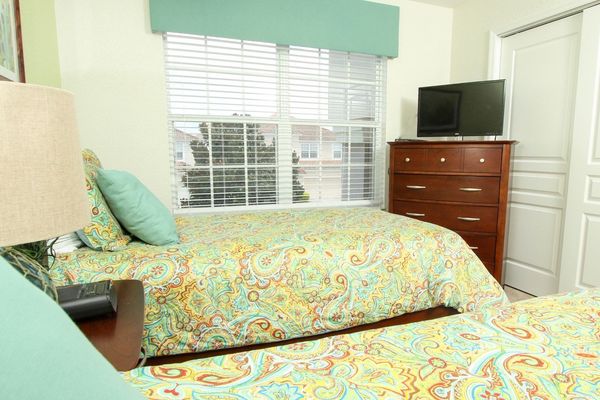 Two Twins Bedroom 5 (Angle)
28" TV