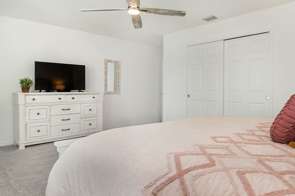 Master King Bedroom 2 (Angle)
43" Smart TV