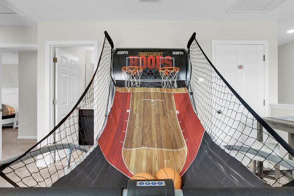 Loft - Basketball Hoop Game