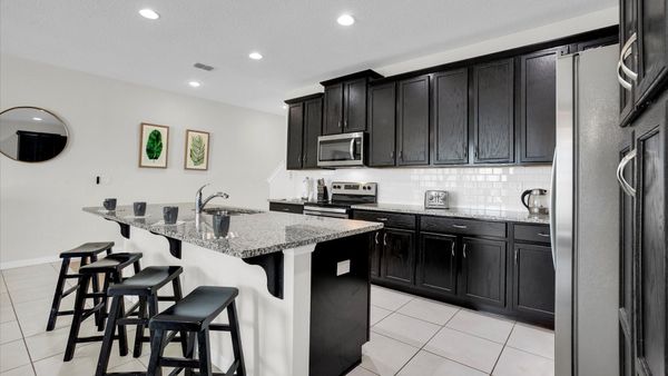 Kitchen (Angle)