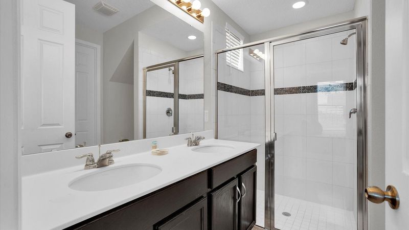 Master King Bathroom 1
Downstairs 
Shower