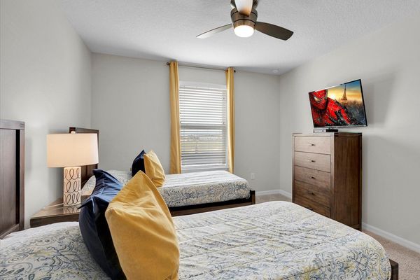 Two Twins Bedroom 4 
43" Roku TV