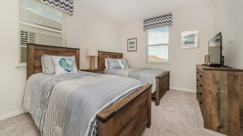 Twin/Double Bedroom 5 Upstairs