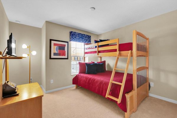 Twin/Double Bunk Bedroom 2 Upstairs