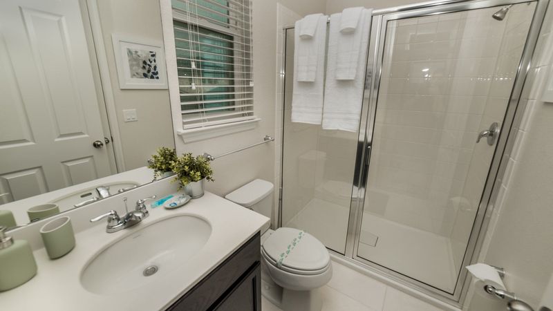 King Suite Bathroom (Bed 2) (Shower)