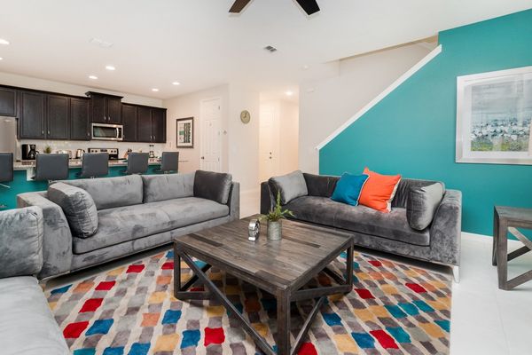 Living Room (Angle)
55" Smart TV