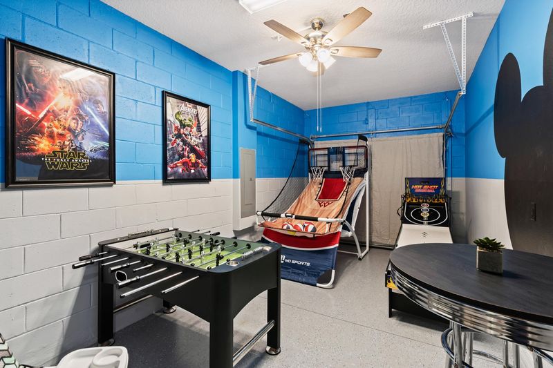 Game Room Foosball Arcade Ball Basketball Hoops