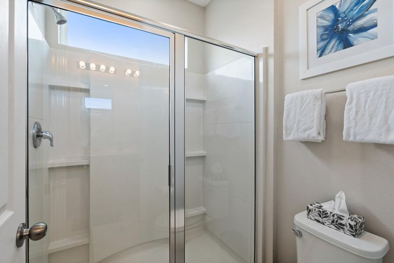 Jack N Jill Bathroom 4 Shower