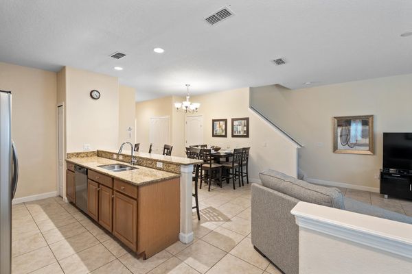 Kitchen Breakfast Counter
