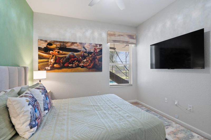 Queen Bedroom 2 Downstairs 55" Roku TV