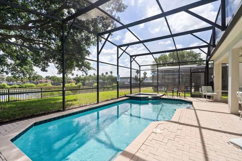 Pool / Patio