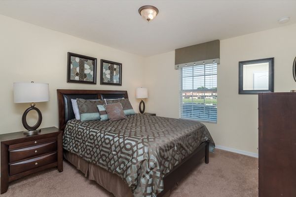Queen Bedroom 2 Upstairs