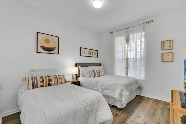 Twin/Double Bedroom 2