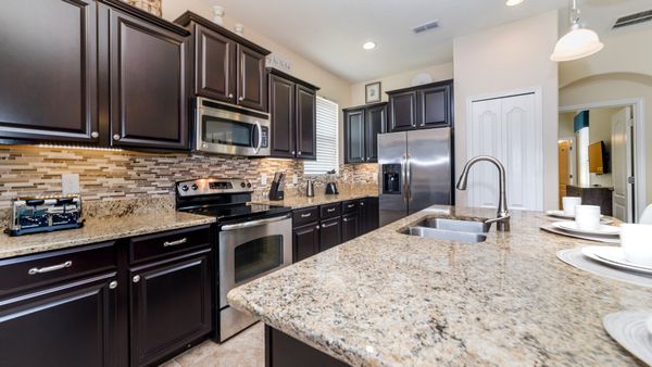 Kitchen (Angle)