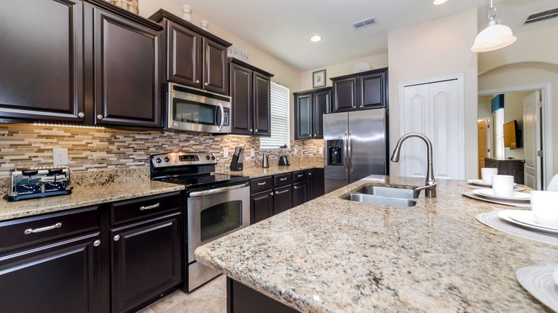 Kitchen (Angle)