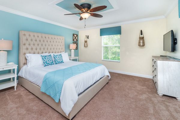 Master King Bedroom 2 Upstairs
Attached Bathroom