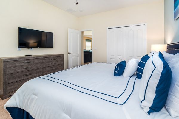 Master King Bedroom 1 (Angle)
43" Smart TV